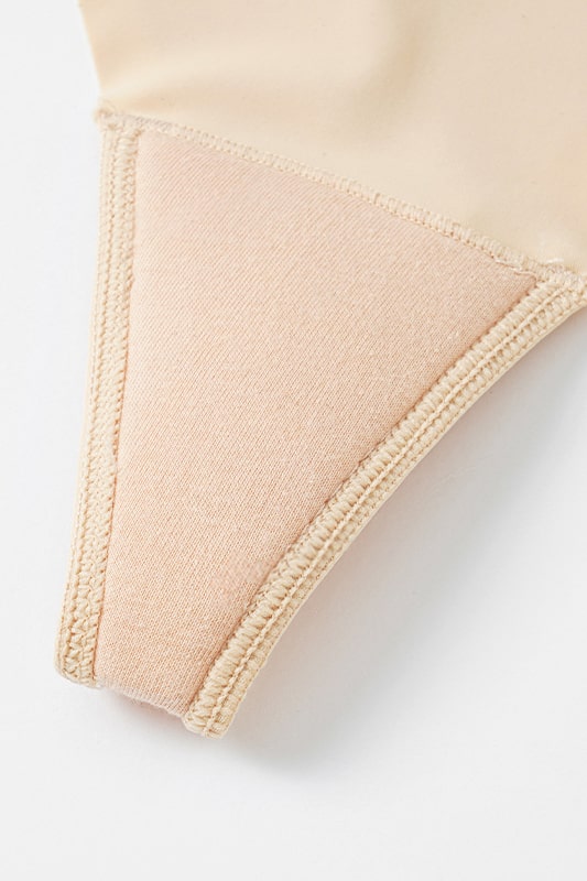 Nudae Bej String